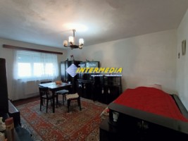 apartament-2-camere-decomandat-50-mp-de-vanzare-in-alba-iulia-11