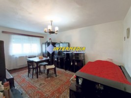 apartament-2-camere-decomandat-50-mp-de-vanzare-in-alba-iulia