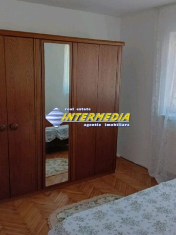 apartament-2-camere-52-mp-de-vanzare-alba-iulia-zona-cetate-piata-1