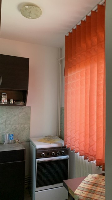 de-vanzare-apartament-cu-1-camera-zona-bucovina-pret-35000-2