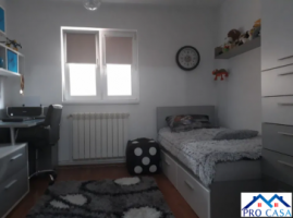 apartament-2-camere-in-cetate-zona-piata-et1-3