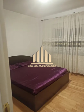 apartament-cu-3-camere-de-inchiriat-centru-1