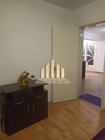 apartament-cu-3-camere-de-inchiriat-centru-2