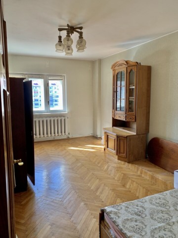 de-vanzare-apartament-4-camere-pret-65000