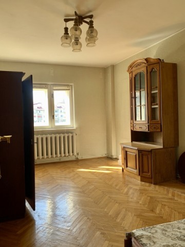 de-vanzare-apartament-4-camere-pret-65000-1