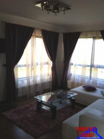 inchiriez-apartament-2-camere-de-lux-zona-selimbar-1