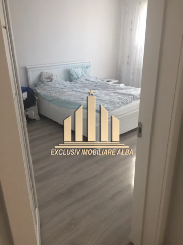 apartament-3-camere-decomandate-cetate-1