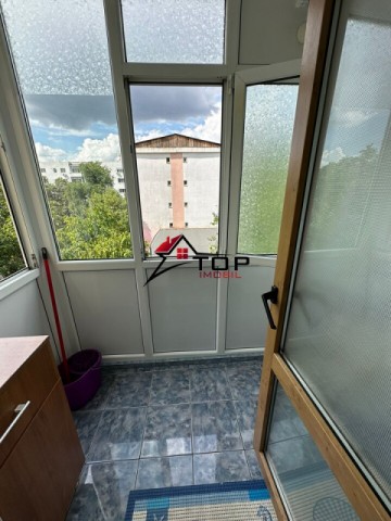 inchiriere-apartament-cu-2-camere-palas-3