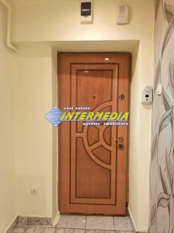 apartament-2-camere-de-inchiriat-in-alba-iulia-zona-mall-utilat-si-mobilat-complet-18