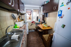 apartament-3-camere-decomandat-etaj-intermediar-tatarasi-7