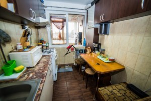 apartament-3-camere-decomandat-etaj-intermediar-tatarasi-8