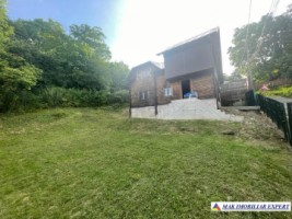 vila-5-camere-cu-teren-300-mp-de-vanzare-in-centru-campulung-muscel-arges-17