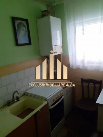 inchiriez-garsoniera-zona-cetate-stadion-alba-iulia