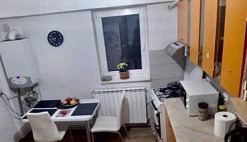 de-vanzare-apartament-cu-3-camere-zona-stejari-pret-67500-4