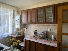 de-vanzare-apartament-cu-2-camere-zona-primaverii-pret-52000-neg-3