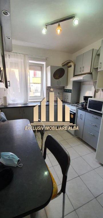 apartament-2-camere-in-cetate-zona-m-uri-2