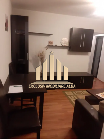 apartament-cu-3-camere-cetate-1