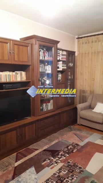 apartament-2-camere-decomandat-de-vanzare-alba-iulia-centru-etaj-intermediar-4