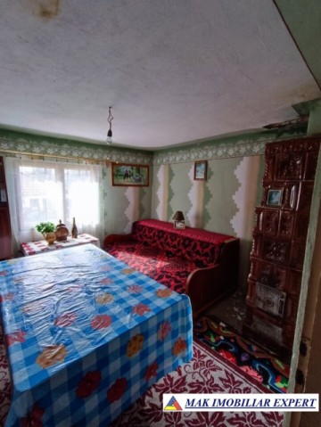 vila-2-corpuri-4-camere-teren-2545-mp-bonus-2-livezi-5380-mp-matau-7