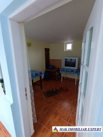 vila-2-corpuri-4-camere-teren-2545-mp-bonus-2-livezi-5380-mp-matau-11