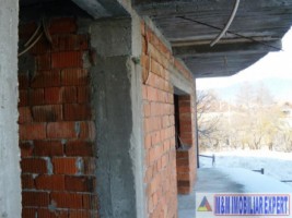 vila-la-rosupensiune-12-camere-cu-teren-4500-mp-in-valea-mare-pravat-arges-oportunitate-investitionala-4