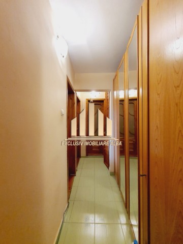 apartament-cu-3-camere-decomandate-cetate-3