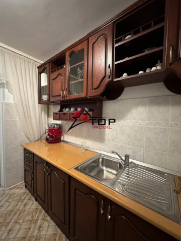 apartament-3-camere-decomandat-nicolina-1-7