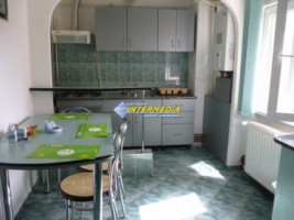 apartament-3-camere-decomandat-etaj-1-alba-iulia-2