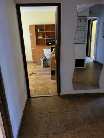 apartament-cu-3-camere-de-vanzare-zona-parcul-curcubeului-pret-80000-1