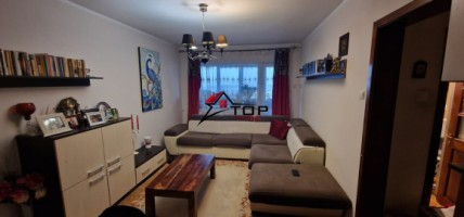 apartament-3-camere-decomandat-podu-ros