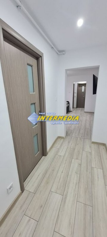 apartament-renovat-complet-modificat-in-3-camere-de-vanzare-in-alba-iulia-zona-cetate-mobilat-6