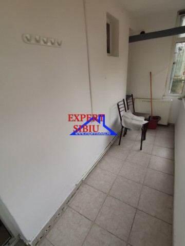 vand-apartament-2-camere-nedecomandatzona-mihai-viteazul-9