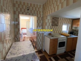 okazie-casa-cu-4-camere-de-vanzare-in-alba-iulia-zona-centru-la-asfalt-si-cu-toate-utilitatiile-7