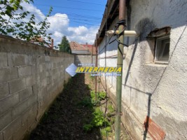 okazie-casa-cu-4-camere-de-vanzare-in-alba-iulia-zona-centru-la-asfalt-si-cu-toate-utilitatiile-19