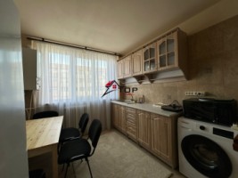 inchiriere-apartament-cu-3-camere-alexandru-cel-bun-3