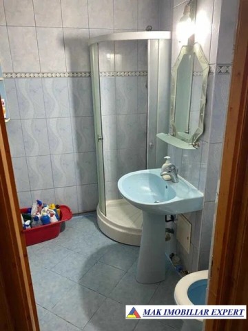 ocupat-ian-2027-apartament-2-camere-confort-1-etaj-44-de-inchiriat-in-grui-campulung-muscel-arges-7