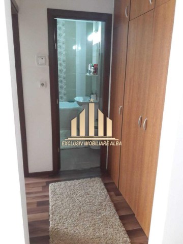 apartament-3-camere-zona-cetate-2