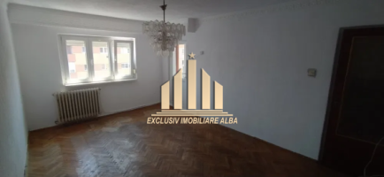 apartament-cu-3-camere-de-vanzare-cetate