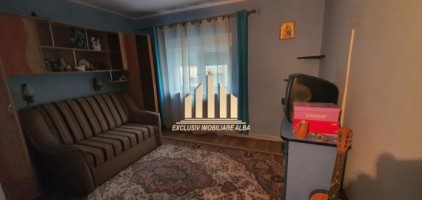 apartament-cu-3-camere-decomandate-cetate-3