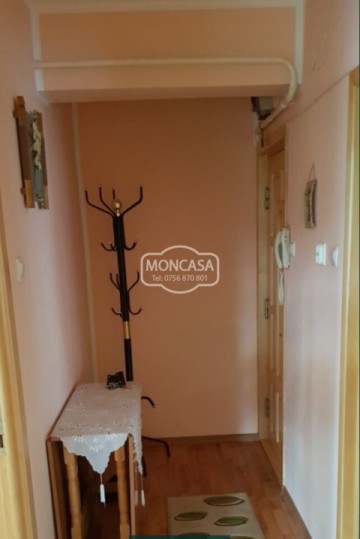 apartament-2-camere-decomandat-zona-unirii-tratoria-etaj-4-cu-sarpanta-2