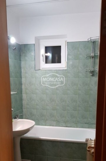 apartament-2-camere-decomandat-zona-unirii-tratoria-etaj-4-cu-sarpanta-1