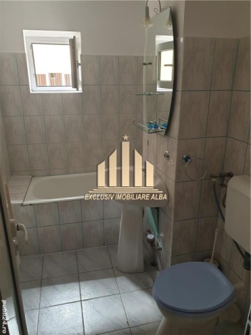 apartament-cu-3-camere-etajul-1-cetate-4