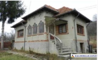casa-3-camere-cu-teren-de-3000-mp-in-godeni-arges-linistea-perfecta-in-mijlocul-naturii