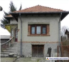 casa-3-camere-cu-teren-de-3000-mp-in-godeni-arges-linistea-perfecta-in-mijlocul-naturii-1