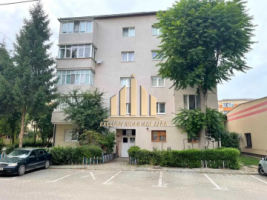 apartament-4-camere-decomandate-cetate-zona-kaufland-5