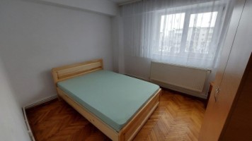 apartament-4-camere-deczona-stejari-suprafata-100-mp-pret-400-euro-2