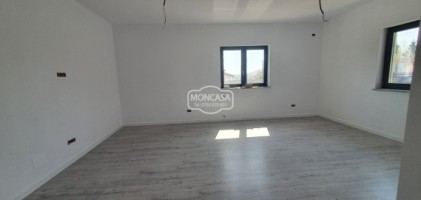 casa-la-sol-4-camere-manastirea-doamnei-cu-teren-500-mp-constructie-2021-7