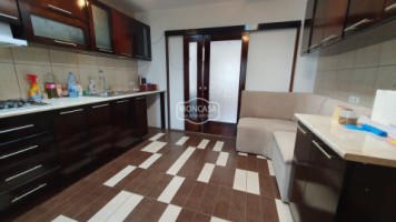 apartament-5-camere-pe-2-nivele-zona-ultracentrala-piata-mareetaj-3-5