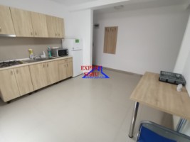 inchiriez-apartament-2-camere-decomandatrenovatzona-calea-cisnadiei-2