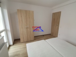 inchiriez-apartament-2-camere-decomandatrenovatzona-calea-cisnadiei-5